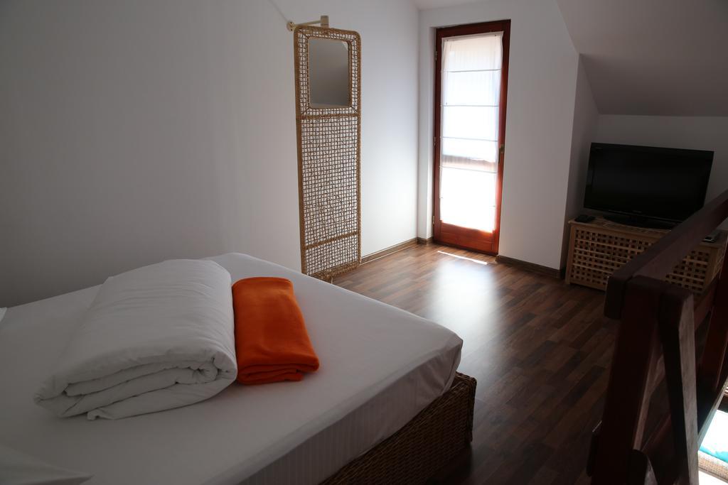 Doi Capitani Hotel Crișan Eksteriør billede