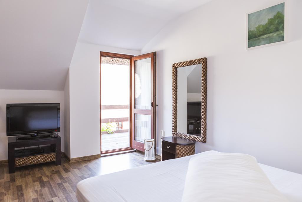 Doi Capitani Hotel Crișan Eksteriør billede