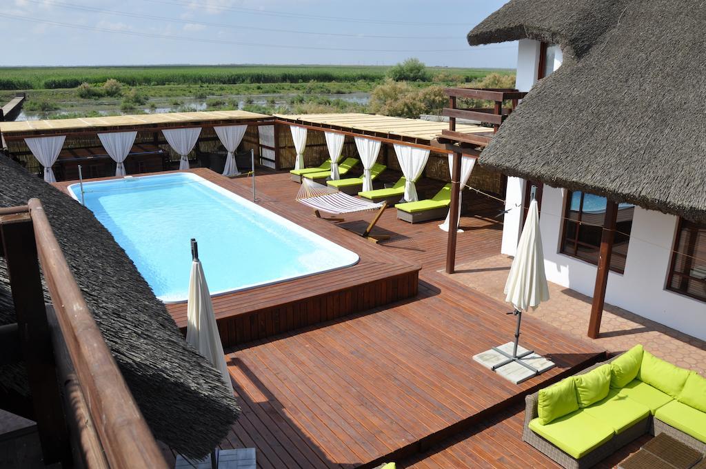 Doi Capitani Hotel Crișan Eksteriør billede